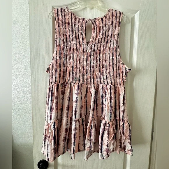 NWT Torrid Sleeveless Pink and Blue Tunic Top - Picture 3 of 7